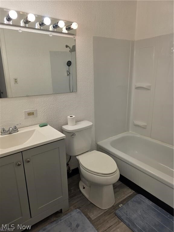 Building Photo - 16101 Maple Park Dr
