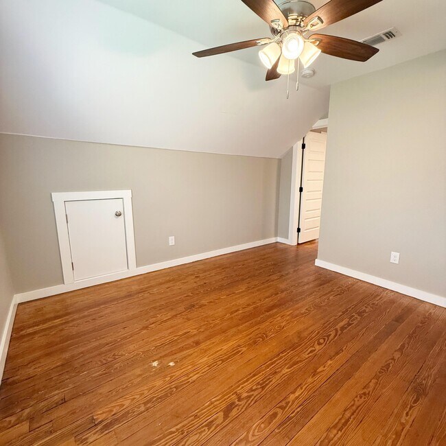 Building Photo - 2222 16th St