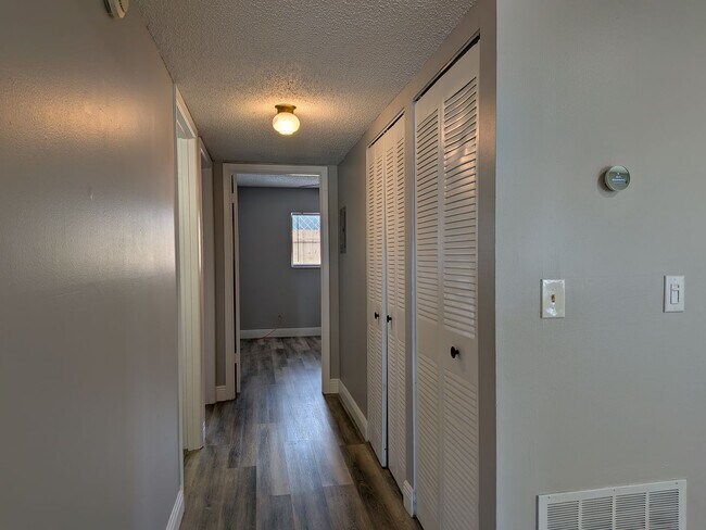 Building Photo - 3/2 Condo in Altamone Springs