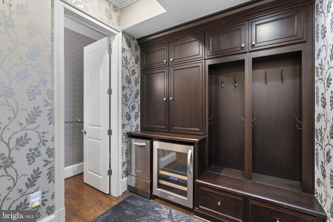 Building Photo - 11230 Kinsale Ct