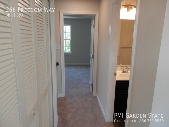Building Photo - For Rent $2450 NEW CONTRUCTION