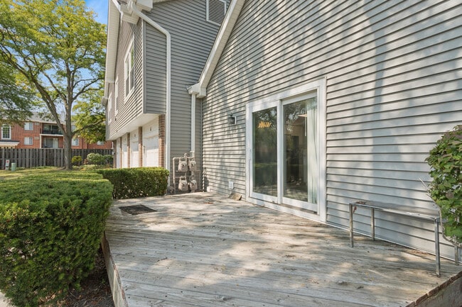 Building Photo - 2791 Wayfaring Ln