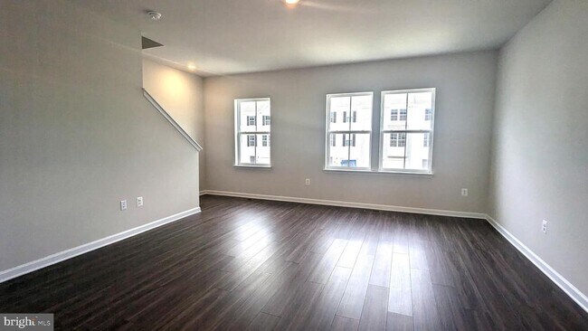 Building Photo - 151 Cooperage Rd