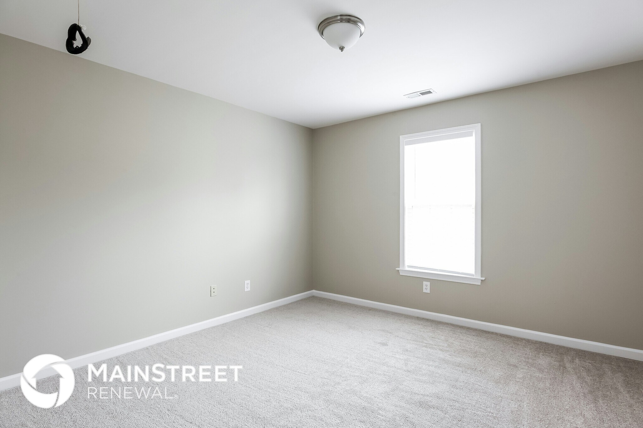 Building Photo - 1903 Lees Chapel Rd