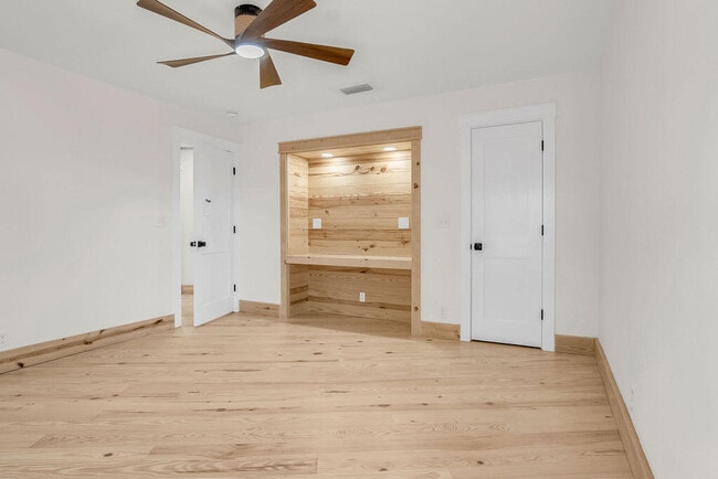 Building Photo - 498 Alabama St