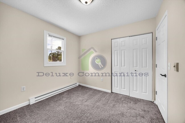 Building Photo - Darling 2 Bedroom Home in Middleville