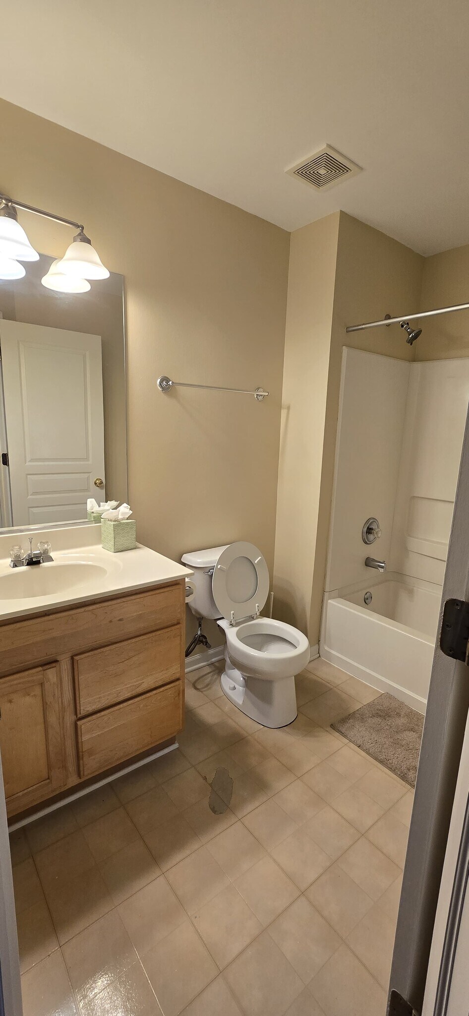 Building Photo - 2986 Peachtree Cir