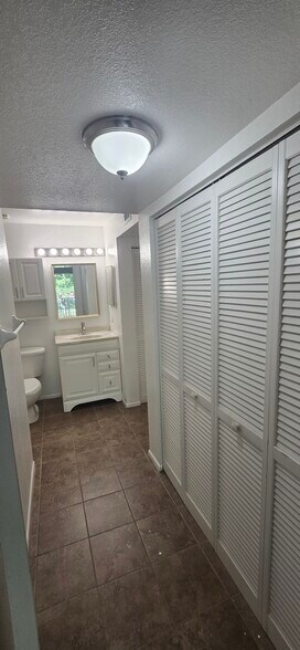 Building Photo - 1825 Palm Cove Blvd