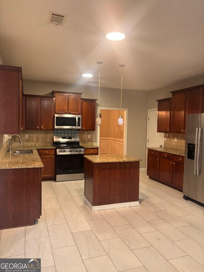 Building Photo - 4196 Preserve Trail SW