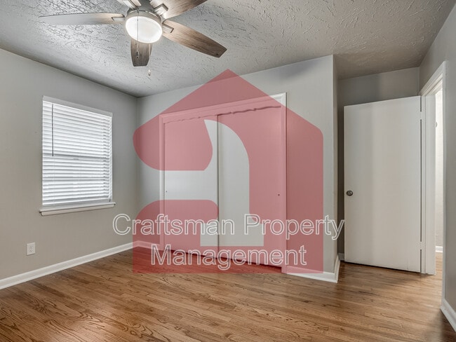 Building Photo - 10504 Ridgeview Dr