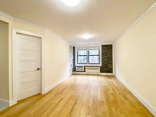 Primary Photo - 2 bedroom in Bronx NY 10463