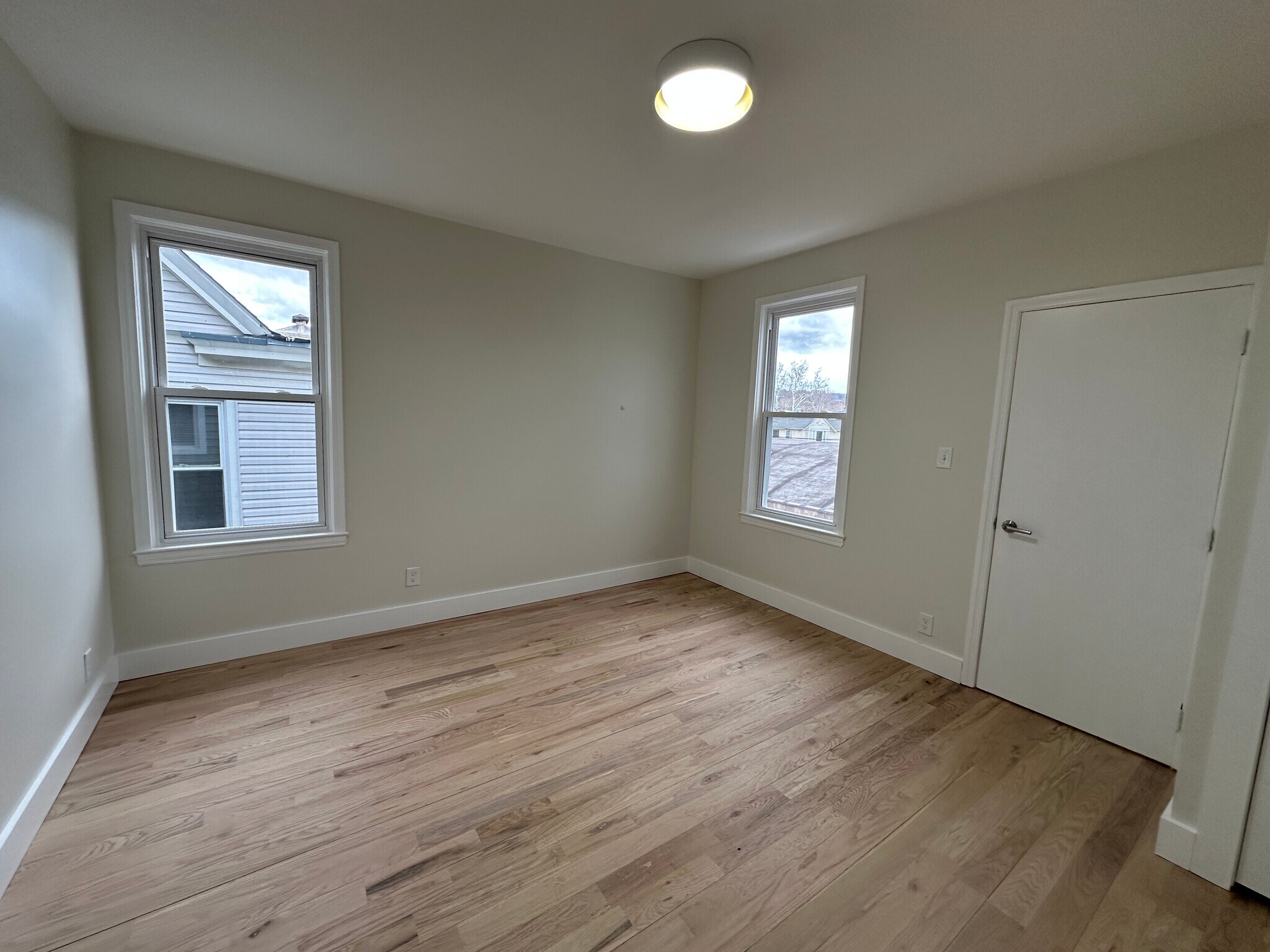 Building Photo - 59 Arnold Ter