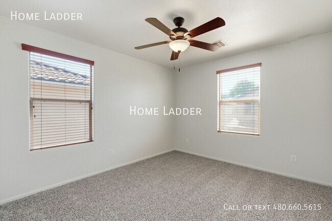 Building Photo - 1035 S Cheshire Ln