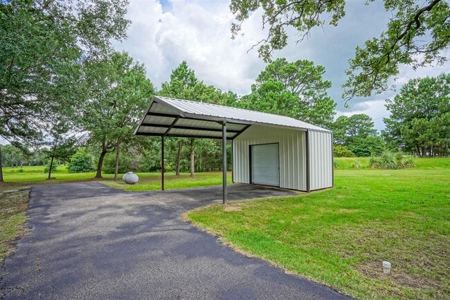 Building Photo - 7313 FM 244