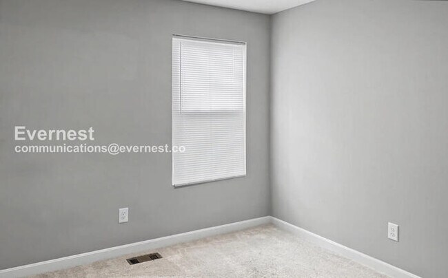 Building Photo - 6227 Kemp St