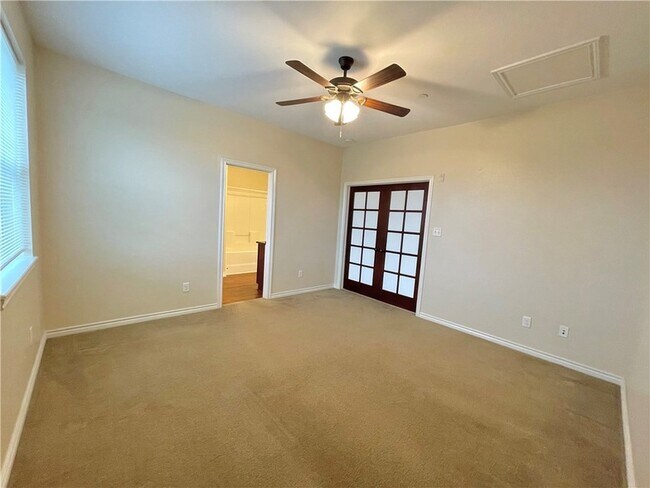 Building Photo - 1915 Dartmouth St