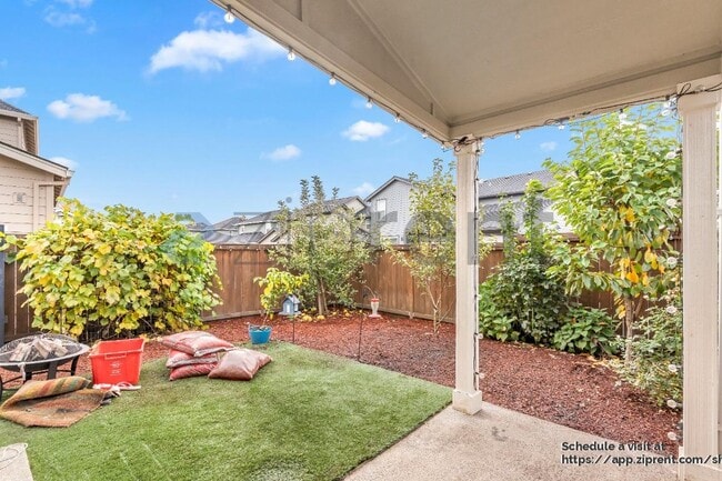 Building Photo - 30970 NW Turel Dr