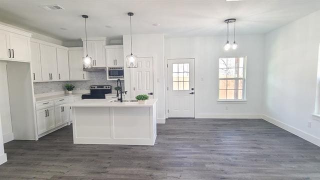 Building Photo - 1903 King St