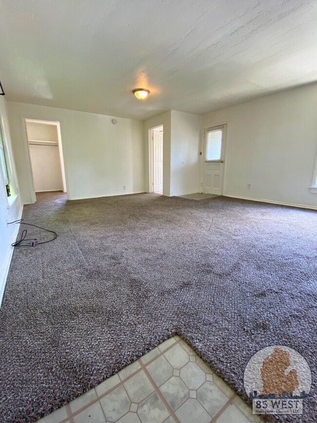 Building Photo - 1247 Quarry Ave NW