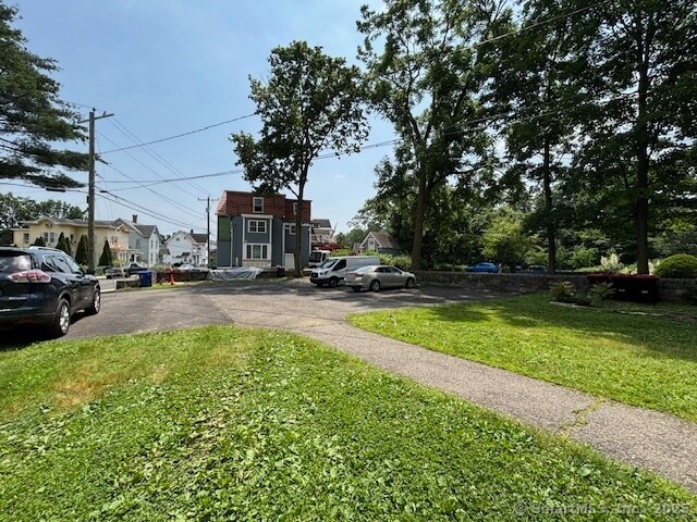 Building Photo - 3 Union South Park