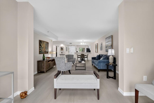 Building Photo - 12547 Imperial Isle Dr