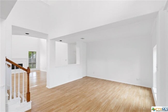 Building Photo - 156 Pecanwood S