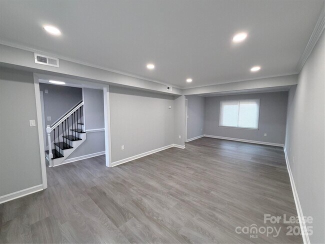 Building Photo - 2825 Edwin Jones Dr