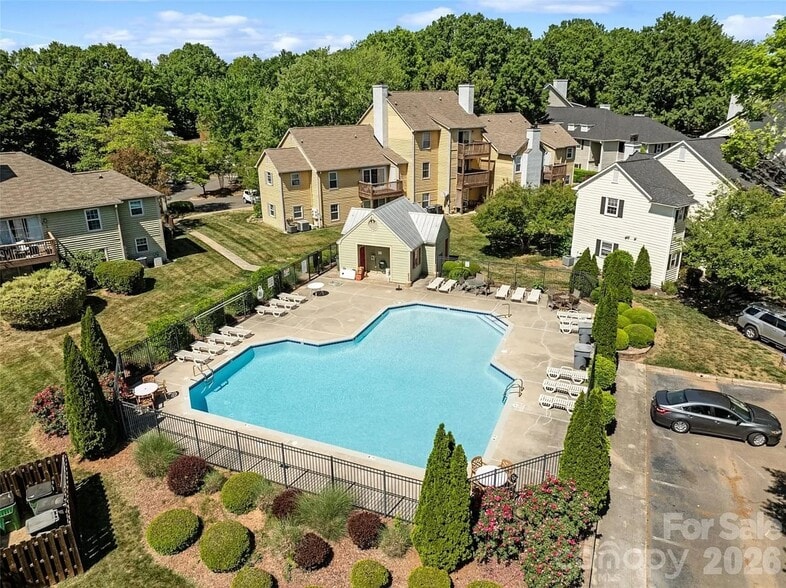 Building Photo - 3222 Selwyn Farms Ln