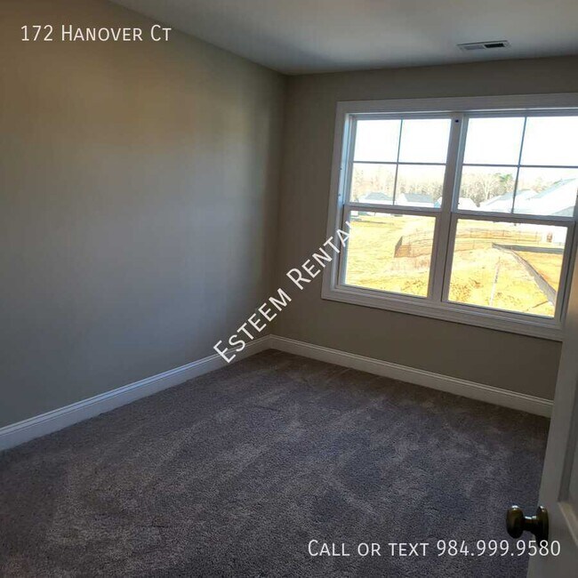 Building Photo - 172 Hanover Ct