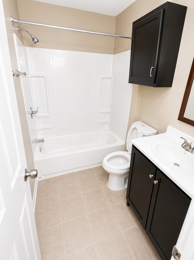 Building Photo - Stylish 2BR/2BA Townhome in Northeast Jackson | Comfort, Convenience & Low-Maintenance Living