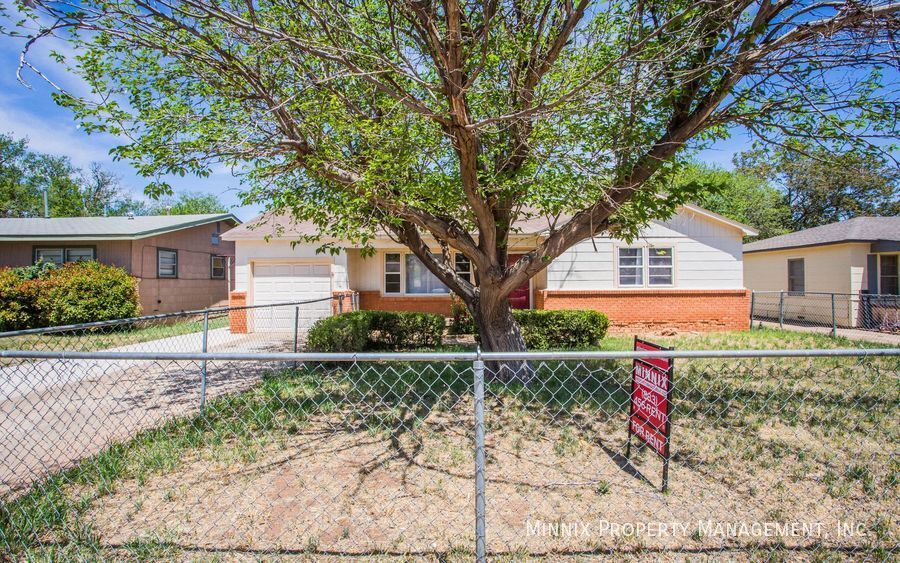 Building Photo - 1320 60th St