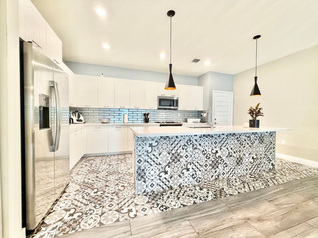 Building Photo - 4861 NW 83rd Path