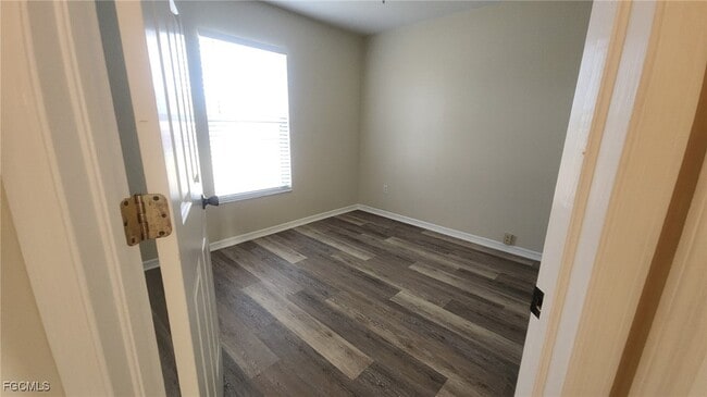 Building Photo - 923 SW 33rd Terrace