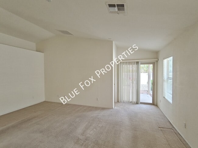 Building Photo - 7862 W Sacramento Hill Dr