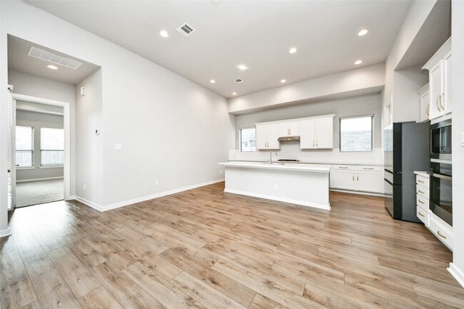 Building Photo - 2901 Apple Rose Ln