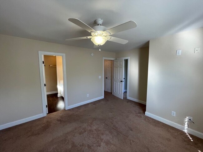 Building Photo - Braxton Village Home For Rent!