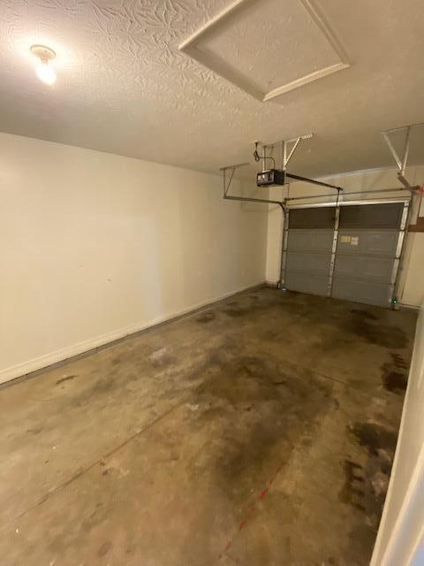 Building Photo - 201-203-203 Tanbark Dr