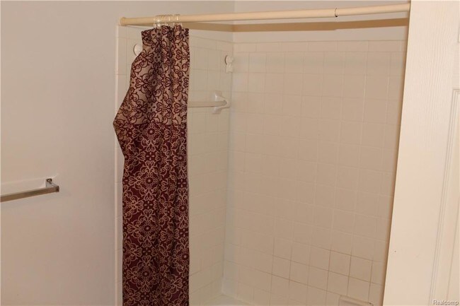 Building Photo - 16695 Carriage Way