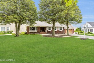 Building Photo - 208 Trenton Blvd