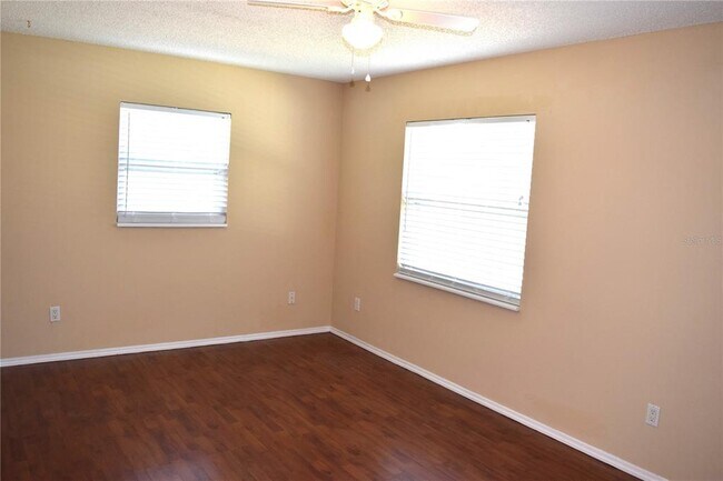 Building Photo - 2753 Foxdale Dr