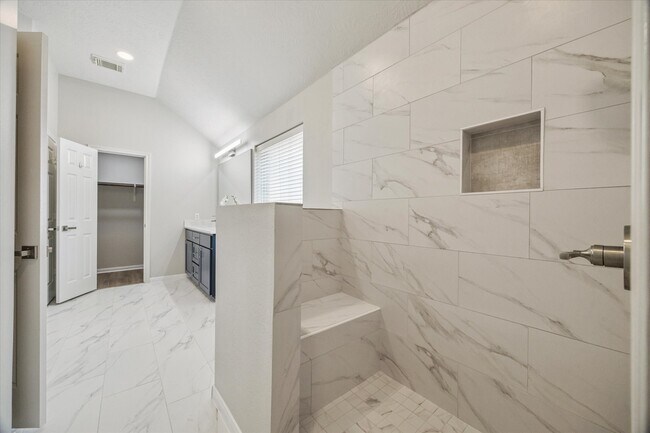 Building Photo - 18747 Candle Park Dr