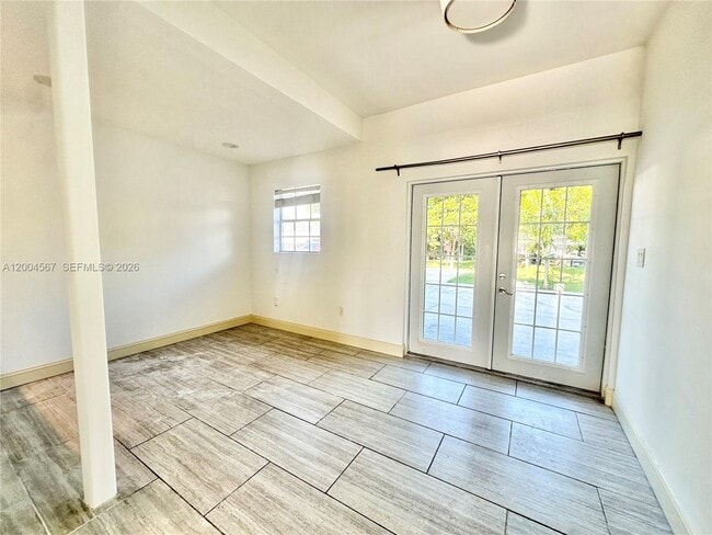 Building Photo - 4175 SW 84th Ave