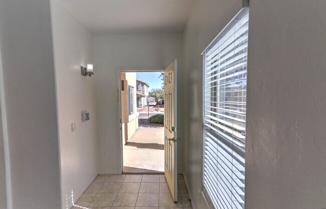 Building Photo - Rancho Sahuarita Home