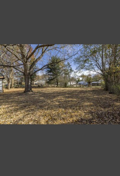 Building Photo - 205 Dollar Ave
