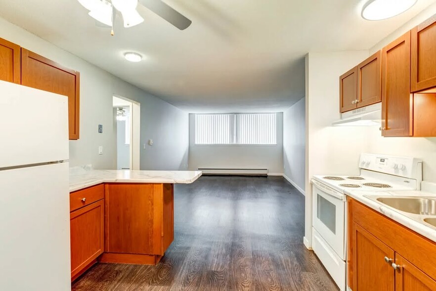 Building Photo - Edgerton Highlands