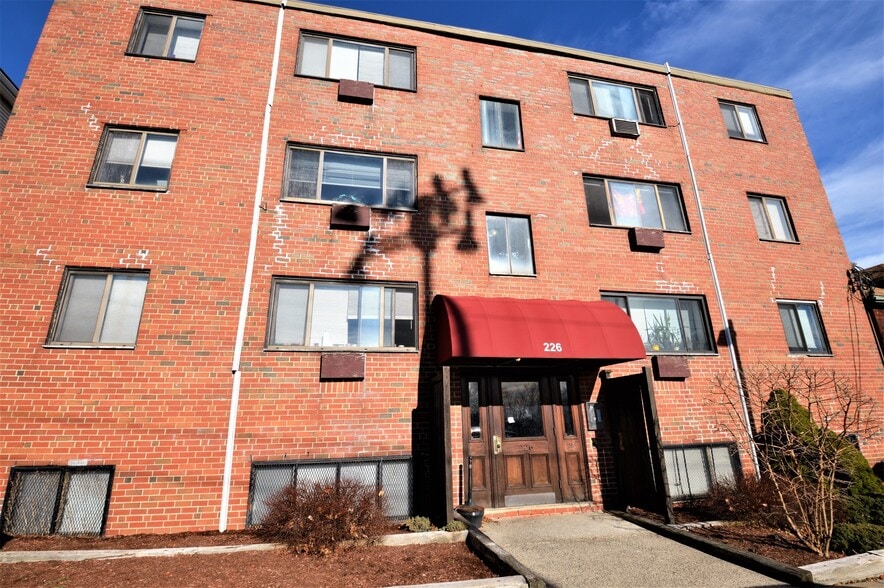Building Photo - 226 Parker Hill Ave