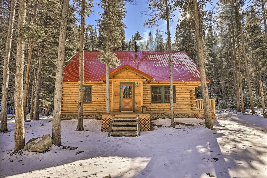 Building Photo - 351 Wilderness Dr