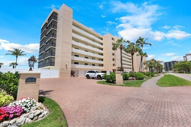 Building Photo - 10475 Gulf Shore Dr