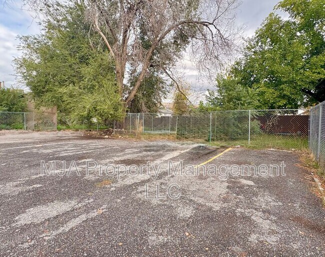 Building Photo - 1784 W 400 N