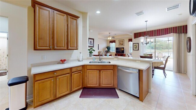 Building Photo - 11462 Saffron Ct